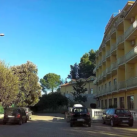 Ξενοδοχείο San Francesco Terme 3*