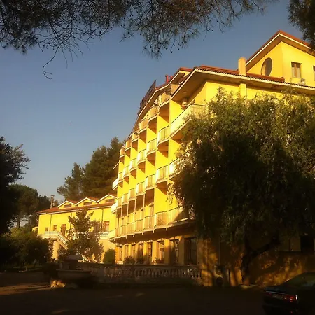 Ξενοδοχείο San Francesco Terme 3*
